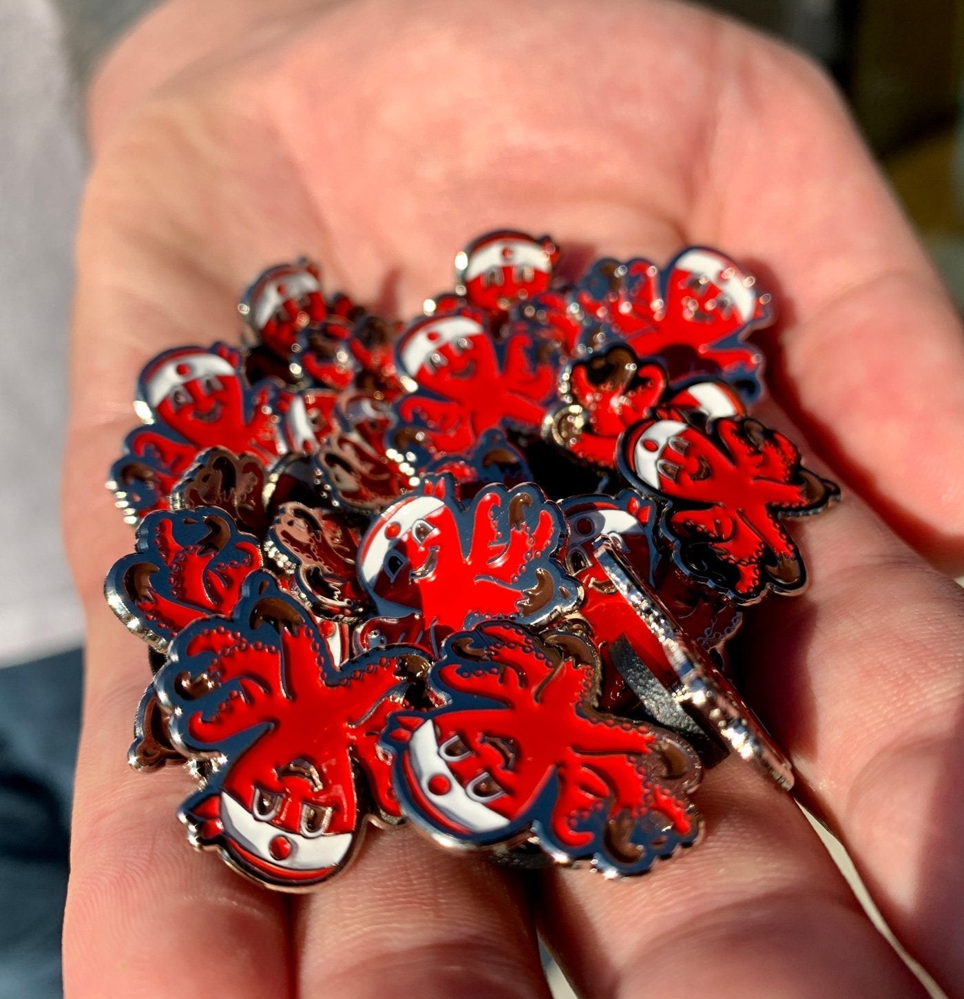 Red Octo Pin I4